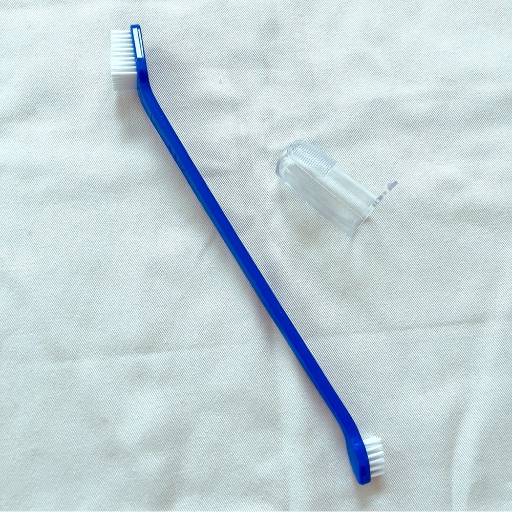 New. CET dog toothbrush